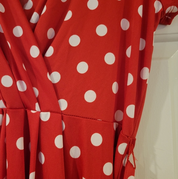 Red & White Polka Dot Dress Size:PXL - Picture 4 of 7